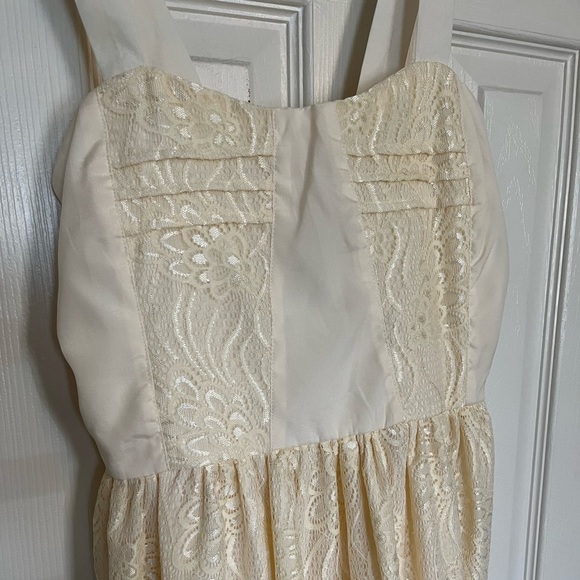Ivory sundress - Picture 2 of 4